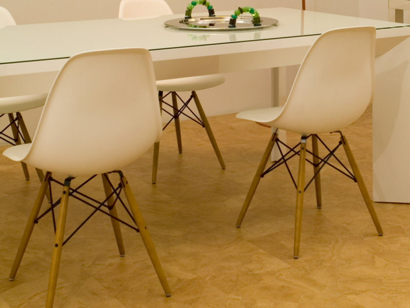 Bathroom scene with cork flooring